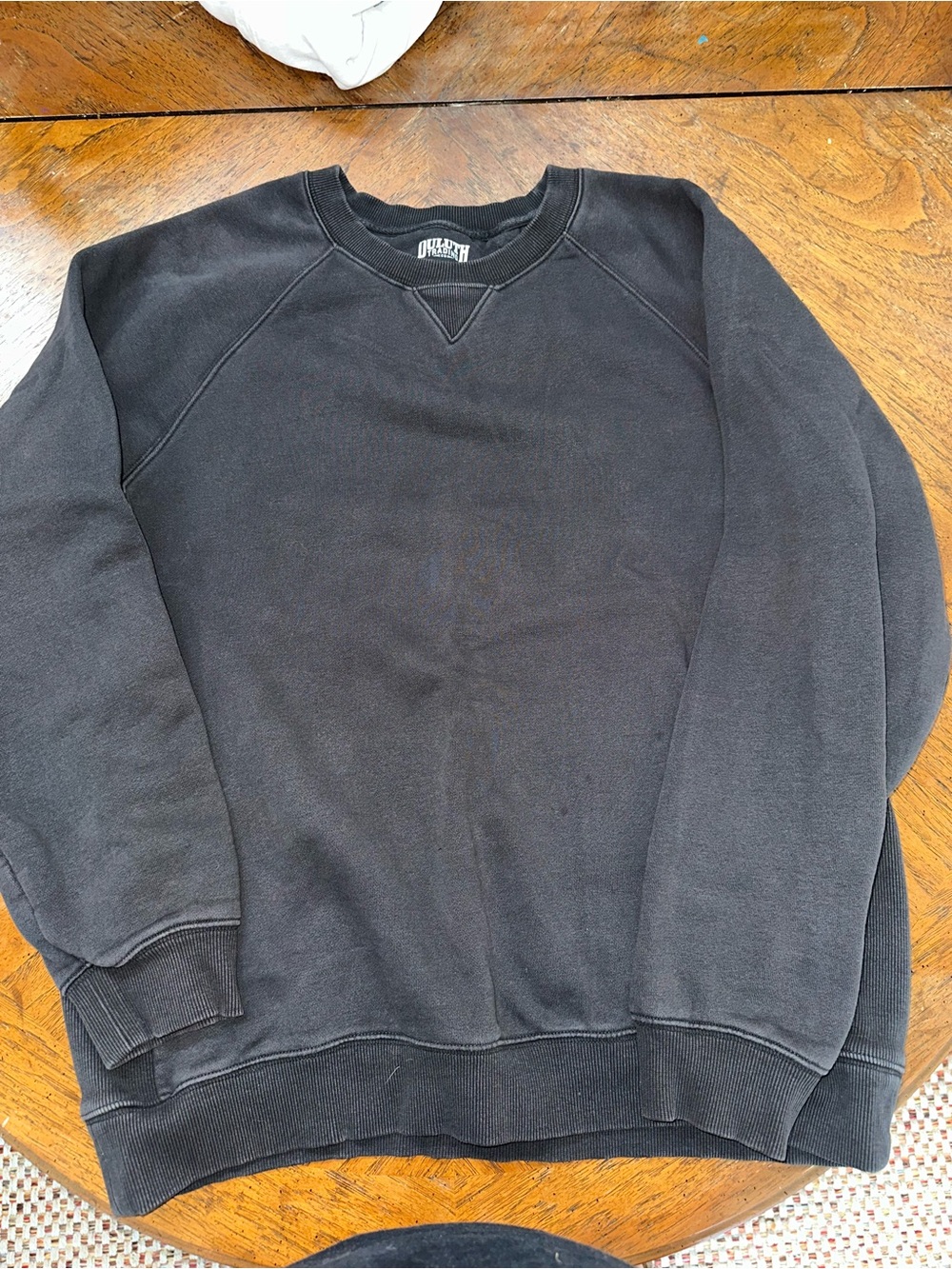 Duluth Trading Co Black Crewneck Sweatshirt